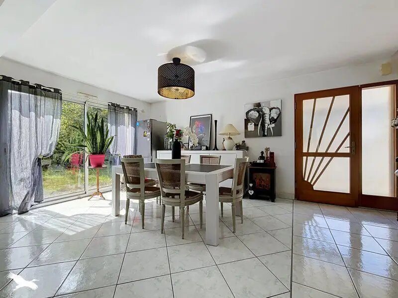 Maison à vendre, 115m², Saint-Ségal