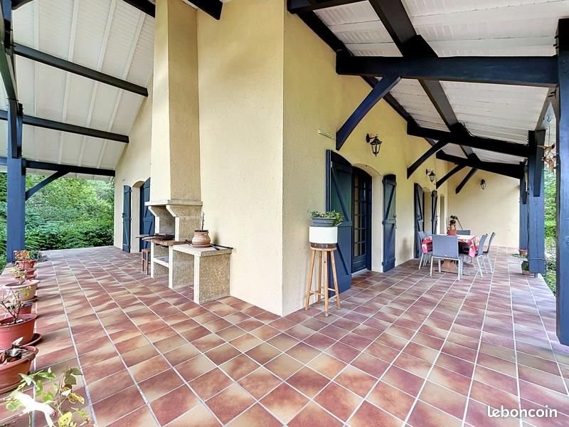 Maison à vendre, 177m², Saint-Yaguen