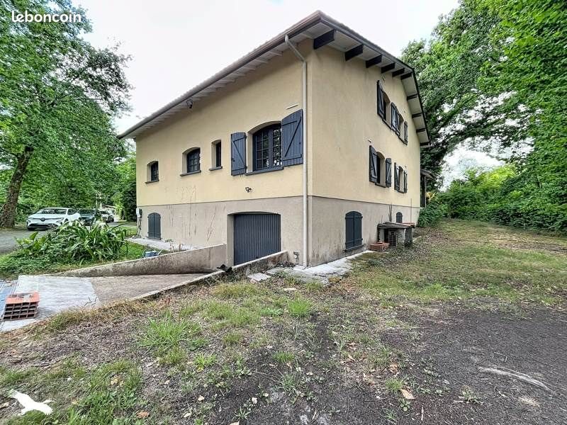 Maison à vendre, 177m², Saint-Yaguen