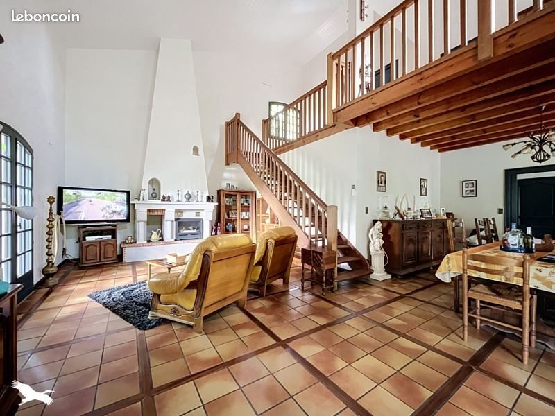 Maison à vendre, 177m², Saint-Yaguen