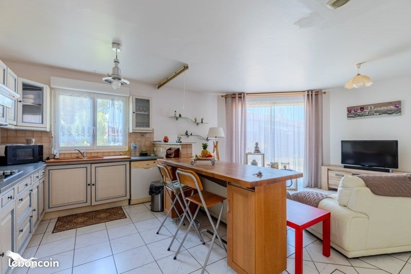 Maison à vendre, 96m², Saint-Seurin-sur-l'Isle