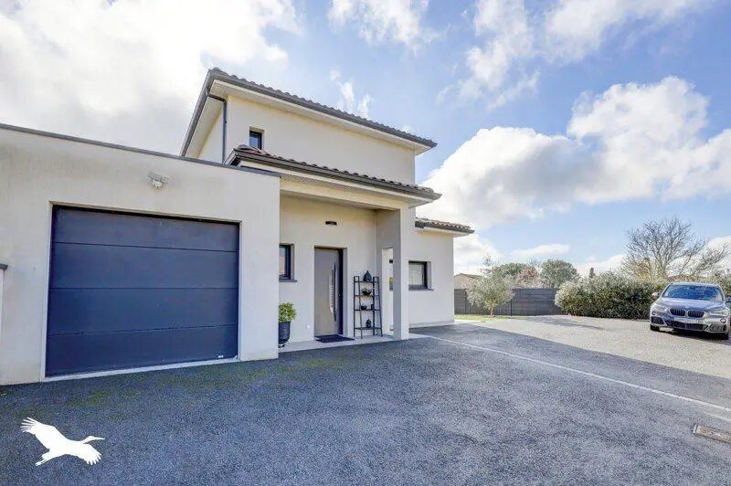 Maison à vendre, 136m², Gratentour