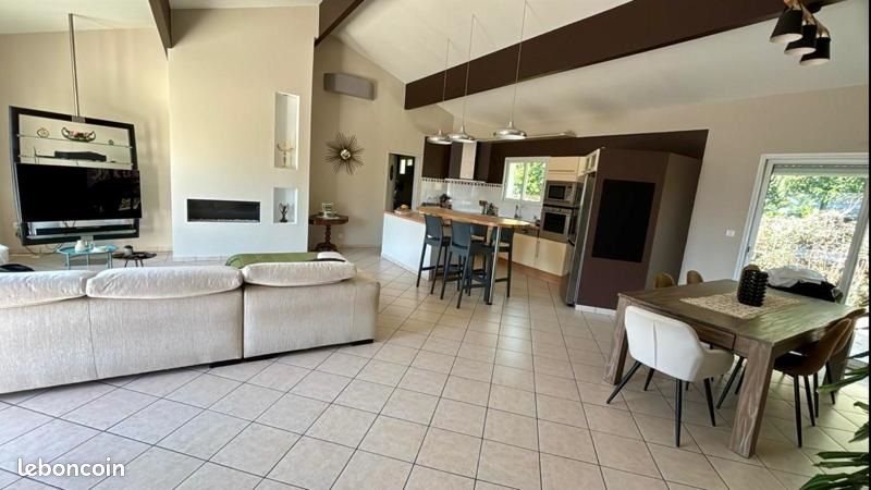Maison à vendre, 166m², Léognan