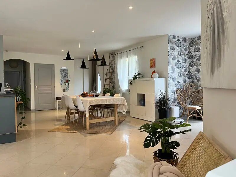 Maison à vendre, 130m², Saint-Médard-de-Mussidan
