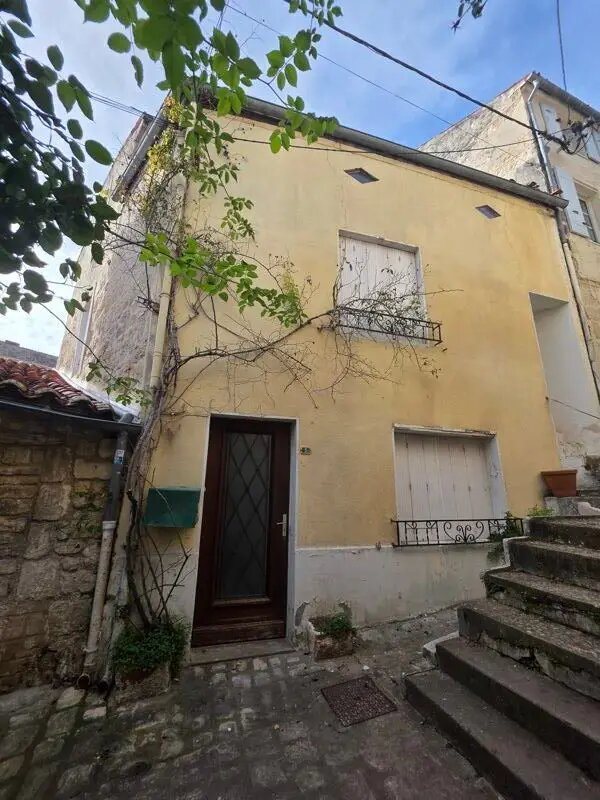Maison à vendre, 124m², Saintes