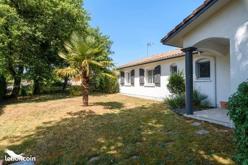 Maison à vendre, 121m², Cère