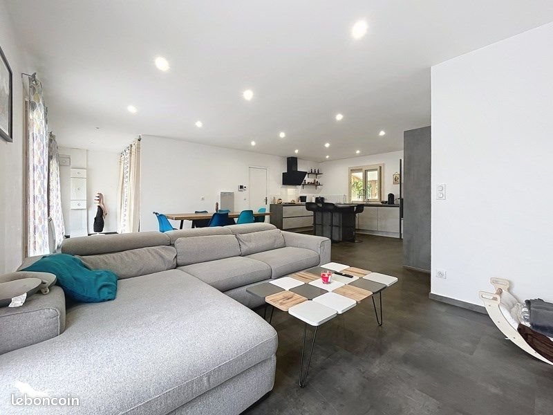 Maison à vendre, 124m², Carbon-Blanc
