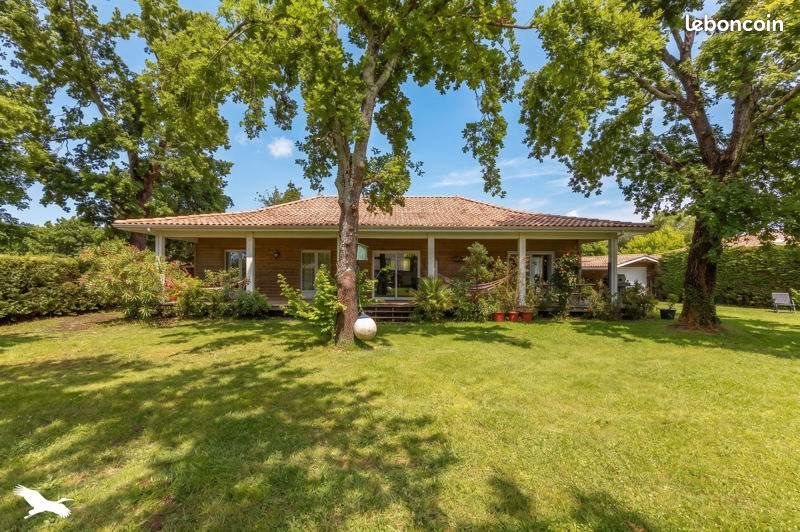 Maison à vendre, 128m², Arès