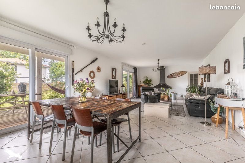 Maison à vendre, 128m², Arès