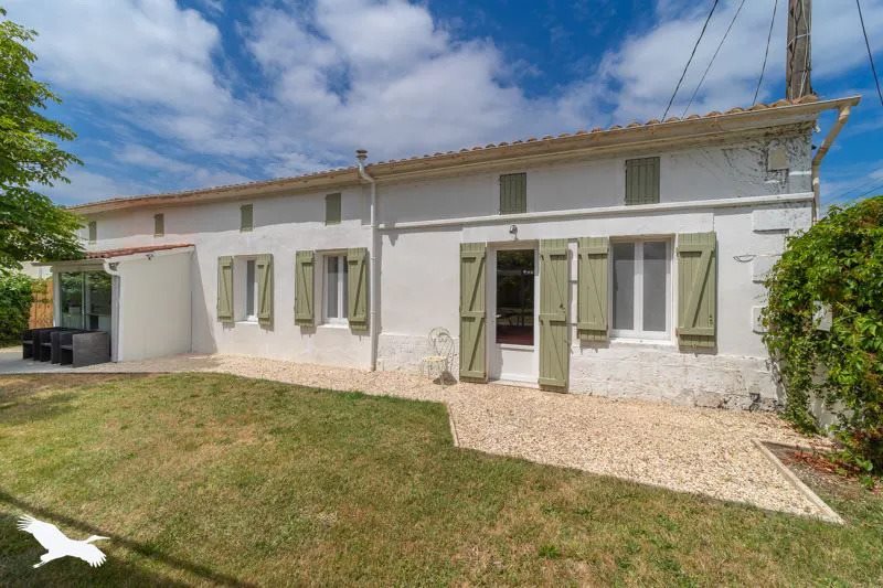 Maison à vendre, 121m², Montendre