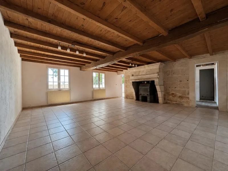Maison à vendre, 131m², Saintes