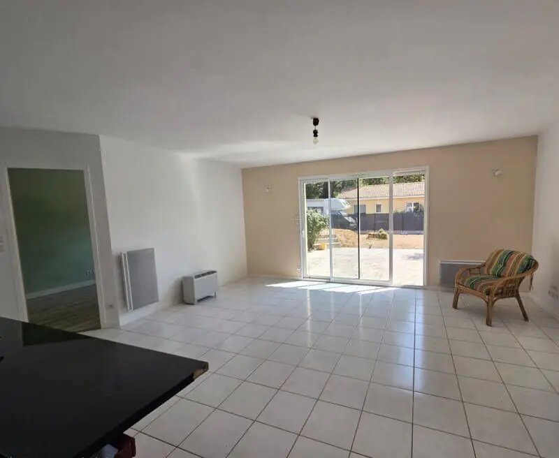 Maison à vendre, 78m², Saint-Seurin-sur-l'Isle