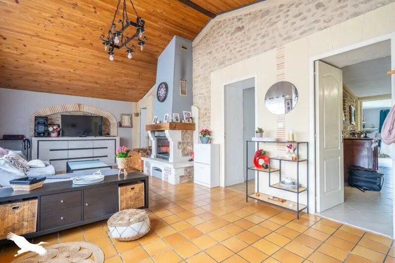 Maison à vendre, 141m², Vertheuil