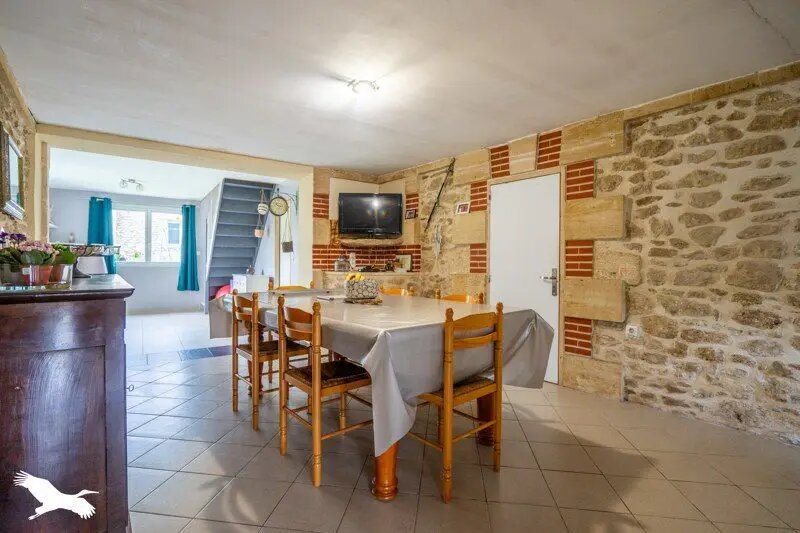 Maison à vendre, 141m², Vertheuil