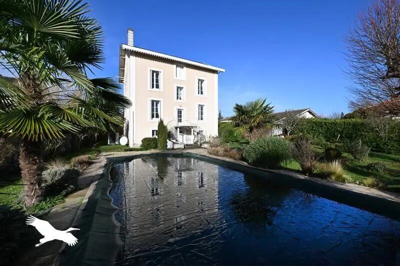 Maison à vendre, 170m², Montmoreau-Saint-Cybard