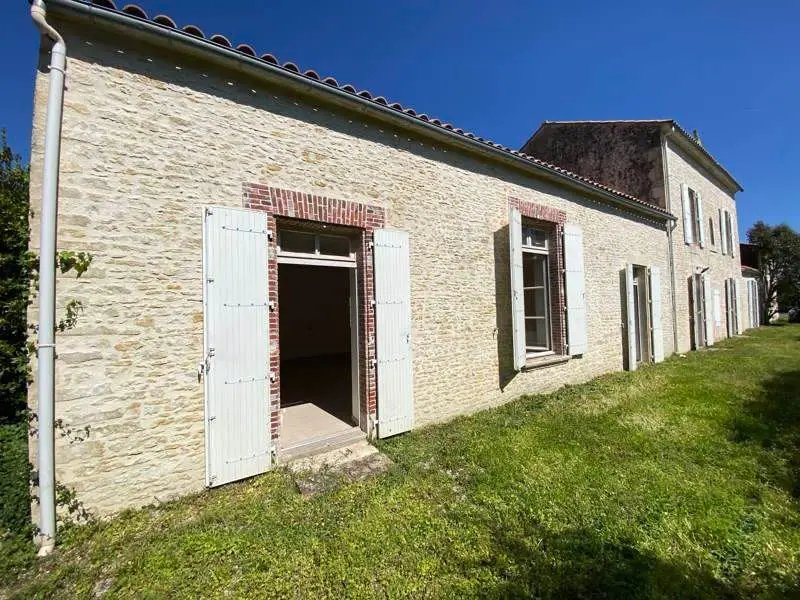 Maison à vendre, 285m², Marans