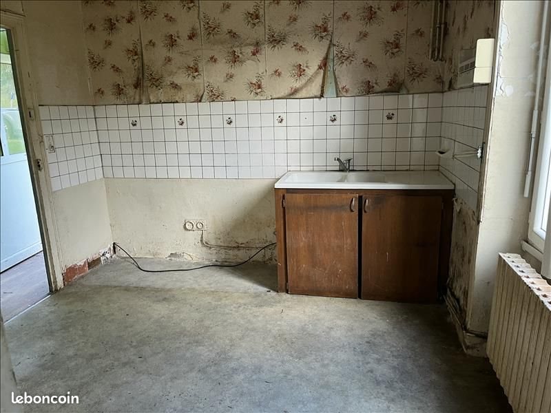 Maison à vendre, 120m², Eyburie
