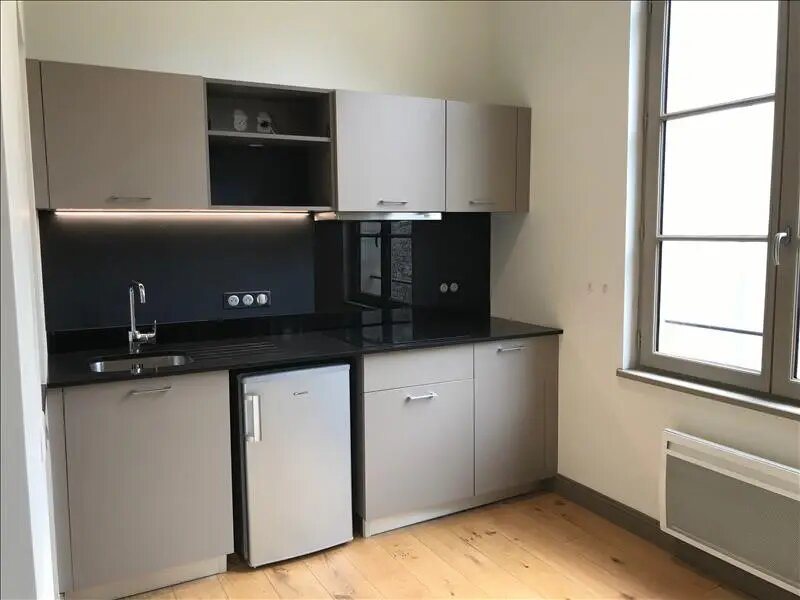 Appartement à louer, 33m², Saintes