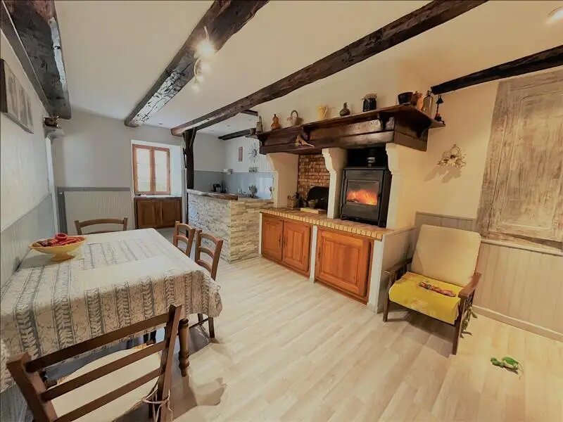 Maison à vendre, 88m², Cussac