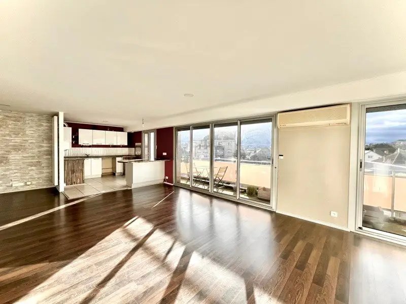 Appartement à vendre, 93m², Brive-la-Gaillarde