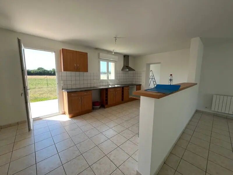 Maison à louer, 133m², Trizay