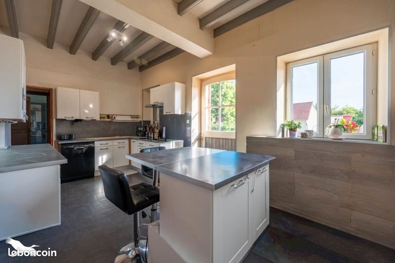 Maison à vendre, 166m², Mehun-sur-Yèvre