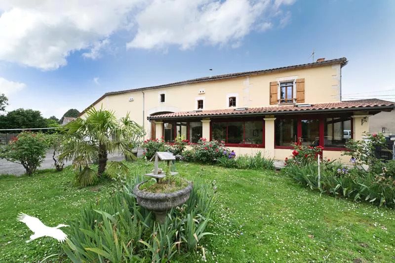 Maison à vendre, 206m², Rouzède