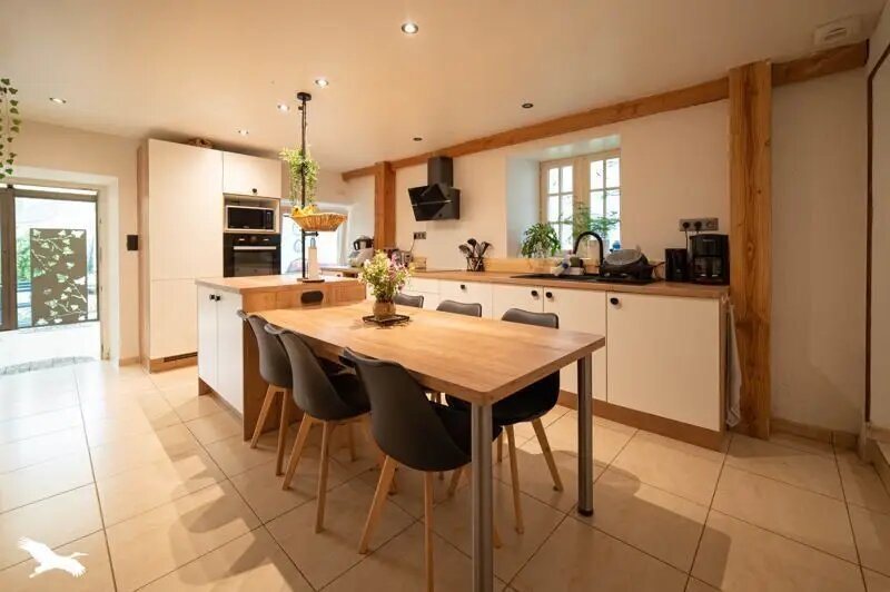 Maison à vendre, 122m², Plounéour-Ménez