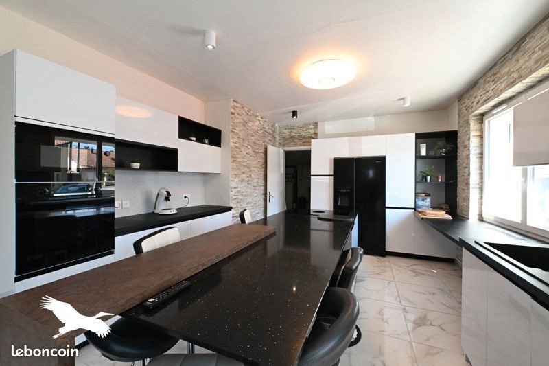 Maison à vendre, 202m², Rouillac
