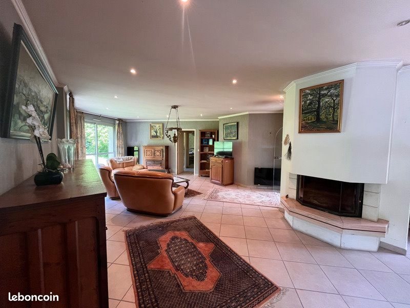 Maison à vendre, 240m², Pont-de-Buis-lès-Quimerch