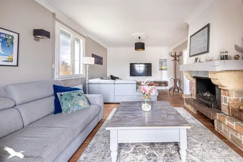 Maison à vendre, 130m², Saint-Victurnien