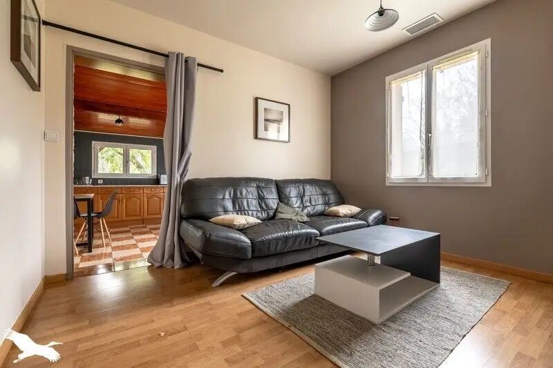 Maison à vendre, 170m², La Chapelle-Gonaguet