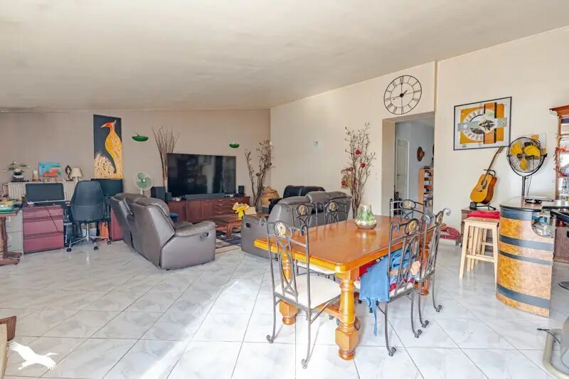 Maison à vendre, 174m², Carbon-Blanc