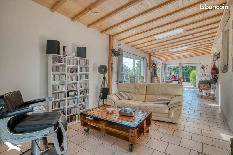 Maison à vendre, 117m², Saint-Pierre-d'Eyraud