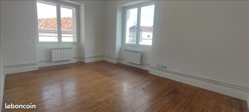 Maison à louer, 68m², Montmoreau-Saint-Cybard