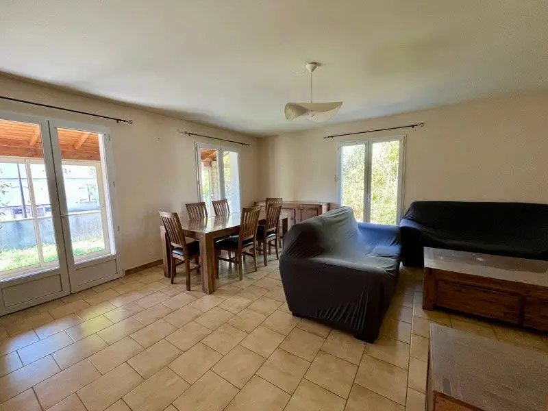 Maison à louer, 92m², Jonzac