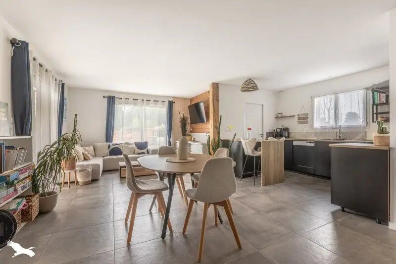 Maison à vendre, 90m², Salles
