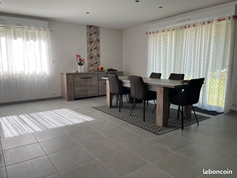 Maison à vendre, 150m², Meilhards