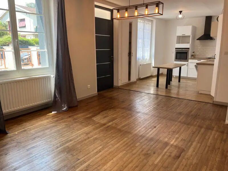 Maison à vendre, 115m², Ruelle-sur-Touvre