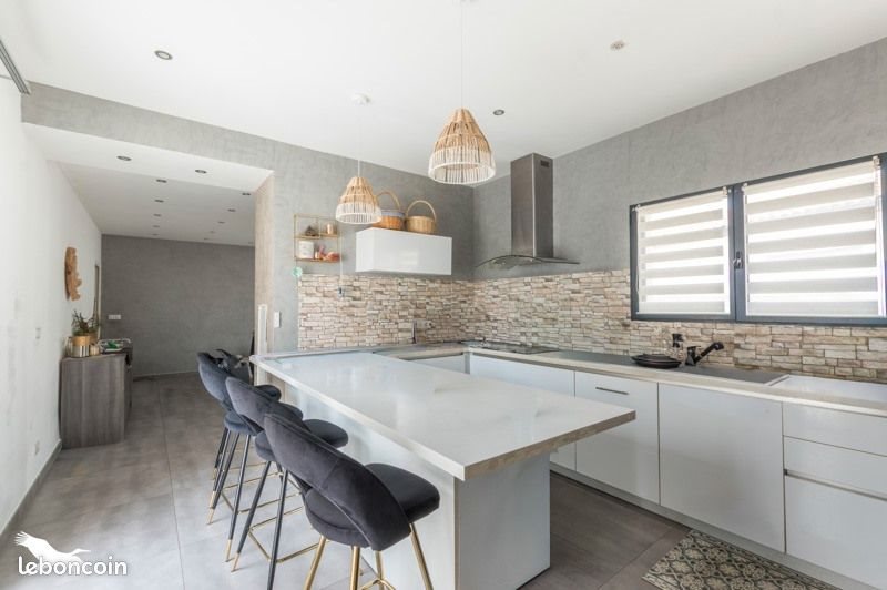 Maison à vendre, 180m², Clermont-l'Hérault