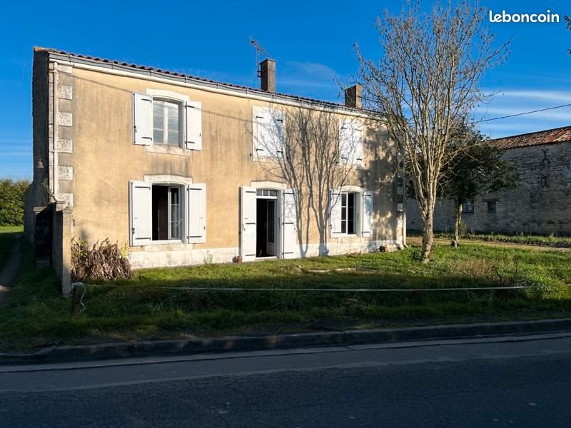 Maison à vendre, 101m², Saint-Hilaire-la-Palud