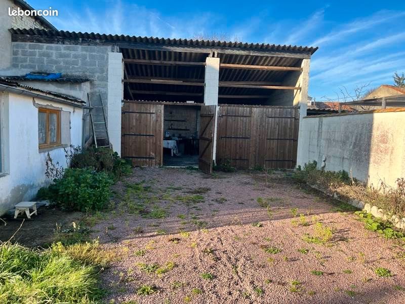 Maison à vendre, 101m², Saint-Hilaire-la-Palud