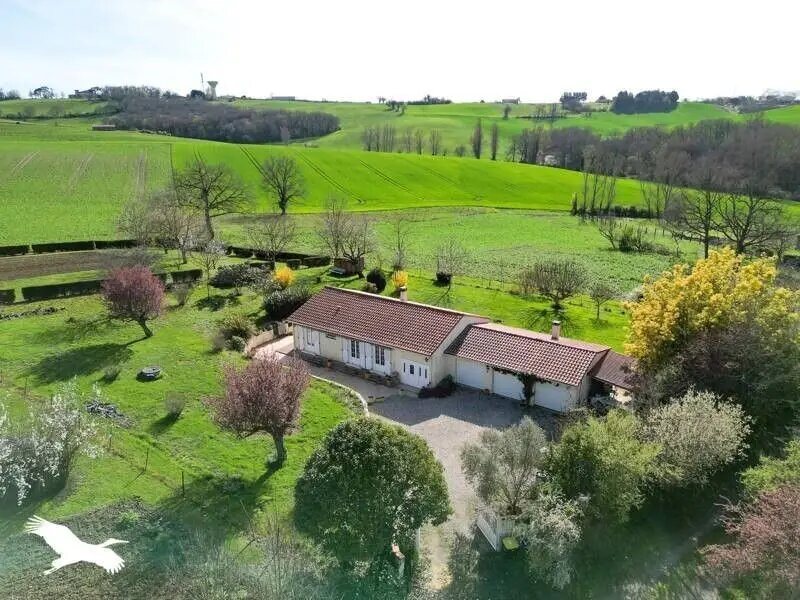 Maison à vendre, 92m², Gémil