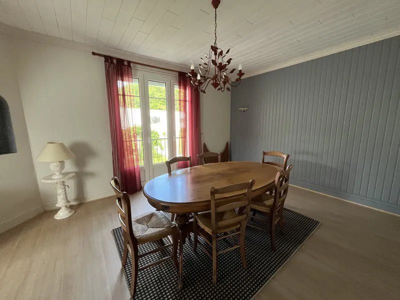 Maison à vendre, 139m², Spézet