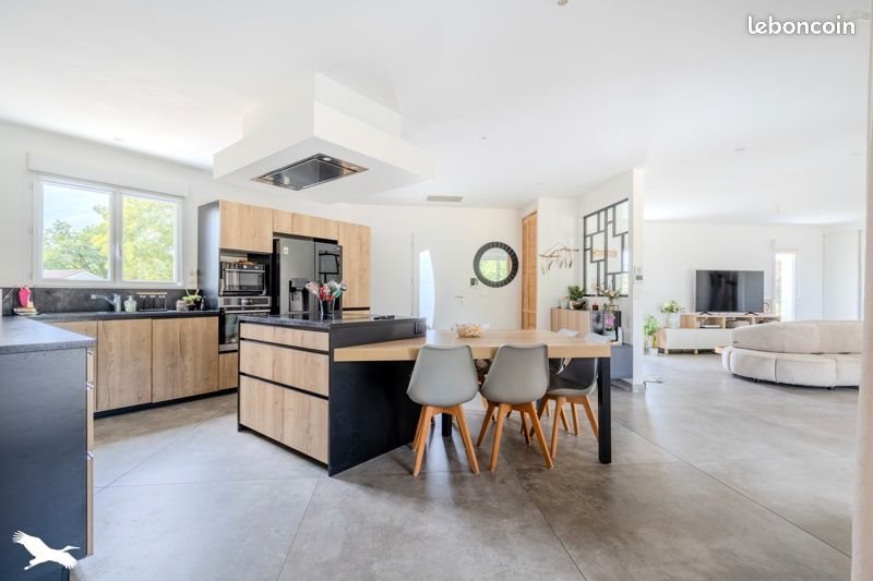 Maison à vendre, 153m², Saint-Loubès