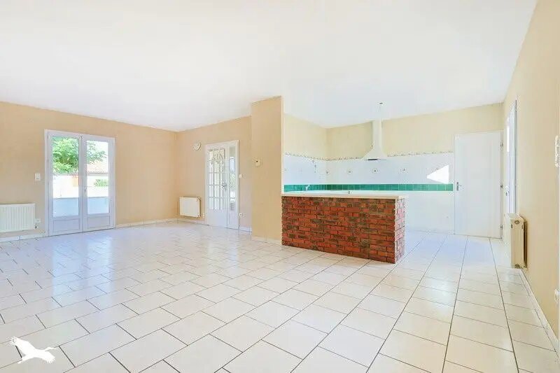 Maison à vendre, 100m², Pineuilh