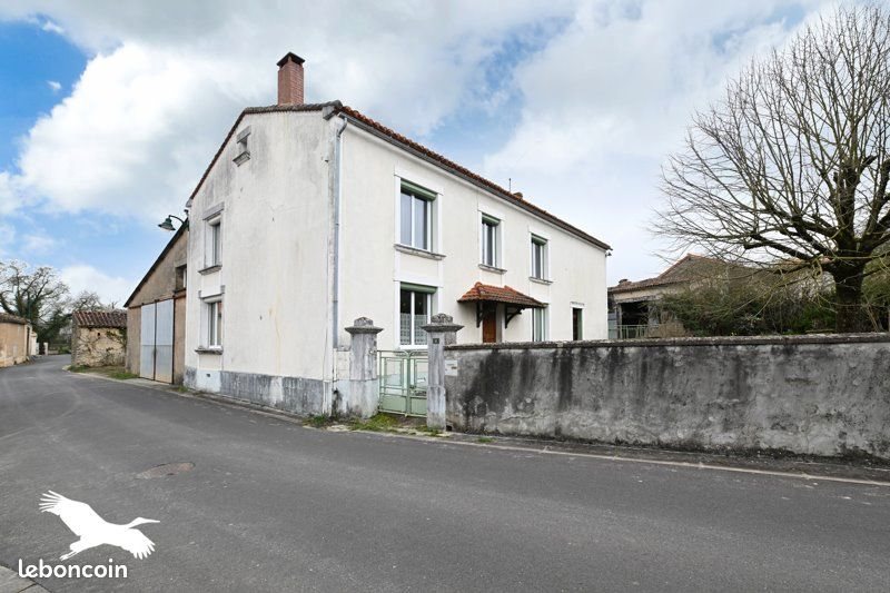 Maison à vendre, 233m², Anais