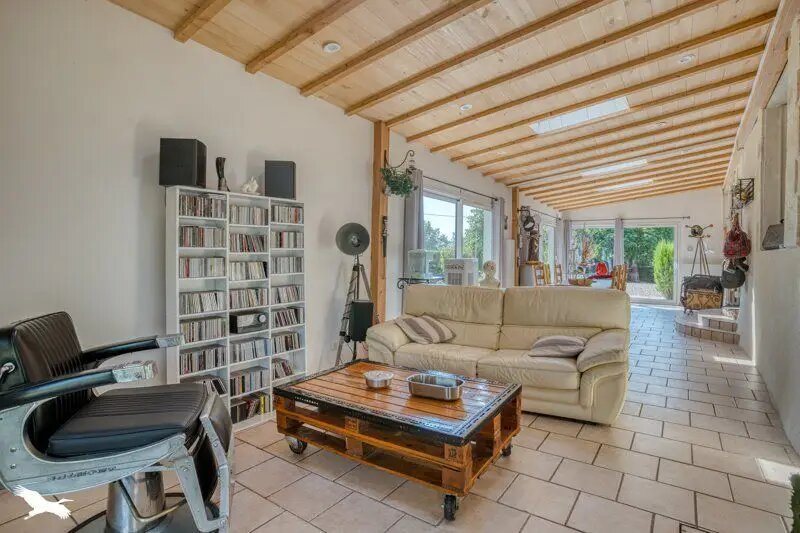 Maison à vendre, 117m², Saint-Pierre-d'Eyraud