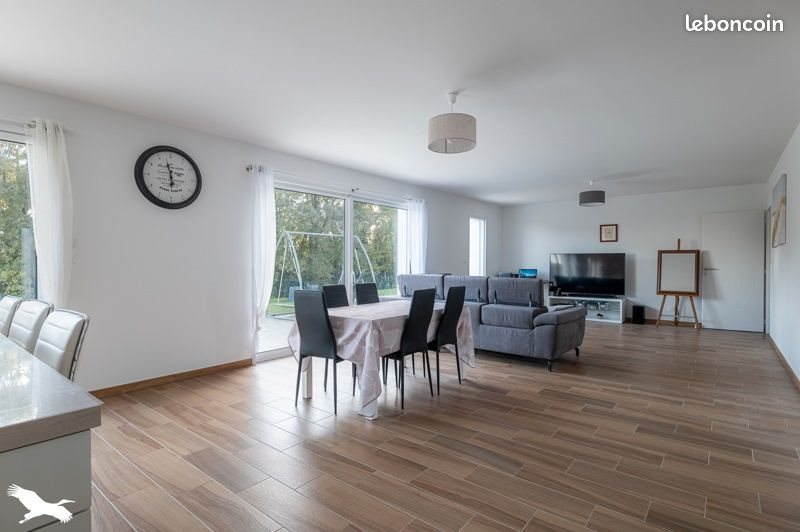 Maison à vendre, 133m², Avy