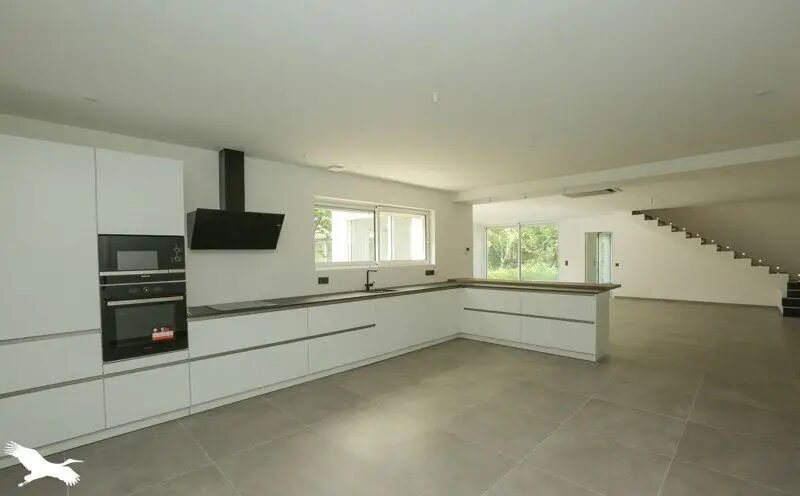 Maison à vendre, 196m², Saint-Pierre-d'Aurillac